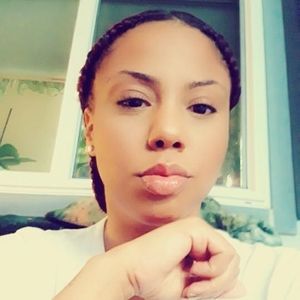 Meet your Posher, Alisha